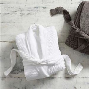 Pottery Barn Waffle Weave Resort Robe S